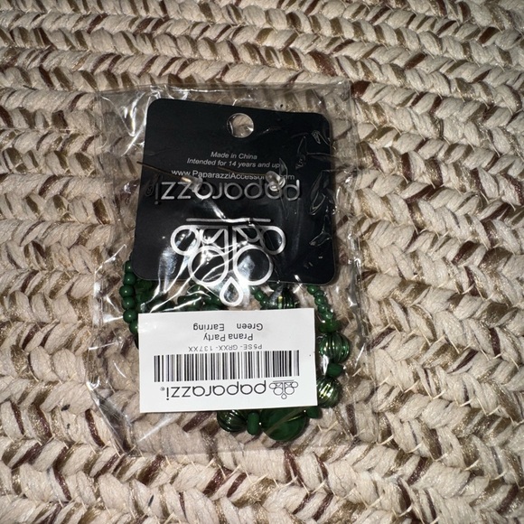 Paparazzi Earrings - Picture 2 of 2